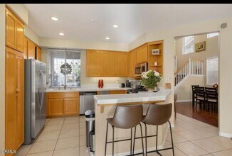 1318 Ostrich Hill Rd in Oxnard, CA - Building Photo - Building Photo