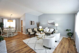 6340 Meldon Dr in Mentor, OH - Building Photo - Building Photo