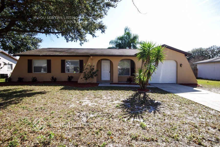 3643 S Sherwood Cir in Cocoa, FL - Building Photo