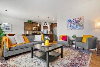 200 Sherwood Sq NW, Unit SI ID1303237P in Calgary, AB - Building Photo - Building Photo