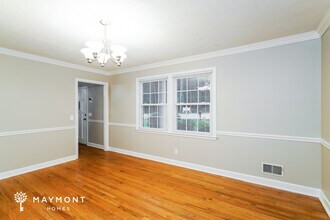 230 St Andrews Rd in Columbia, SC - Building Photo - Building Photo