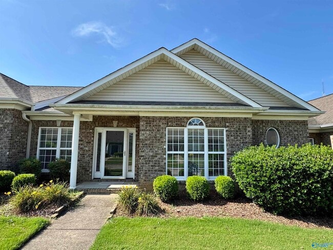 property at 21946 Williamsburg Dr