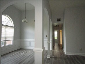 110 Saltcreek Point NE in Sugar Hill, GA - Building Photo - Building Photo
