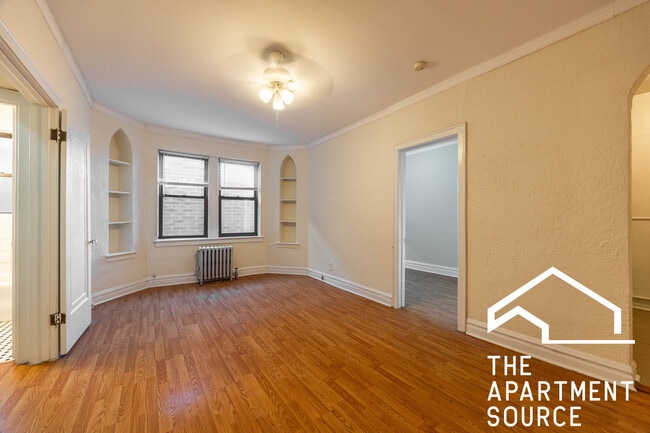 4829 N Damen Ave in Chicago, IL - Foto de edificio - Building Photo