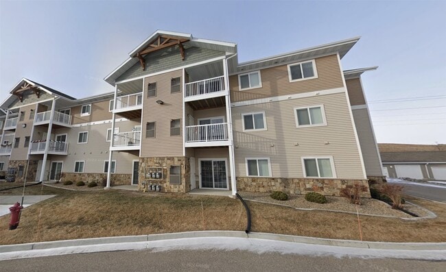 property at 2821 Ithaca Dr