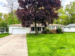 1971 Bryn Mawr Dr in Stow, OH - Building Photo - Building Photo