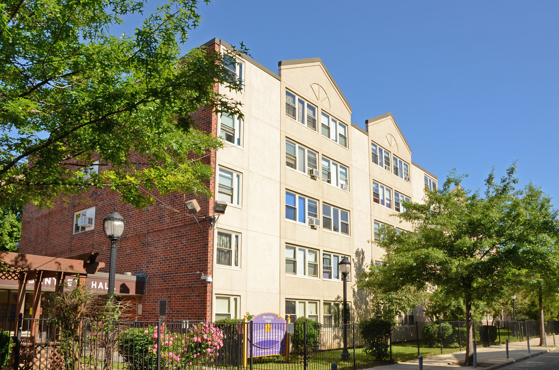 Bentley Hall in Philadelphia, PA - Building Photo