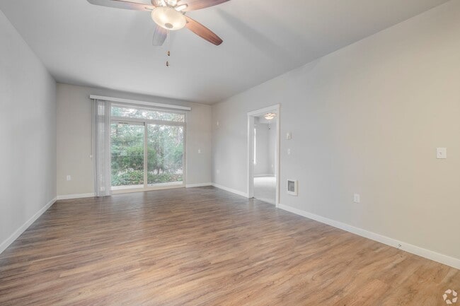 8755 Hanna Ln NE in Lacey, WA - Building Photo - Building Photo