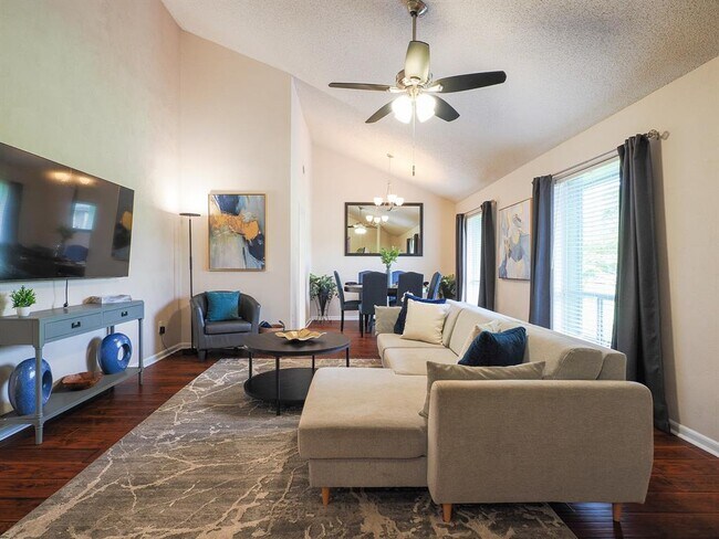 11605 Buckingham Rd in Austin, TX - Building Photo - Building Photo