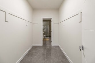 1414 Main St in Saskatoon, SK - Building Photo - Building Photo