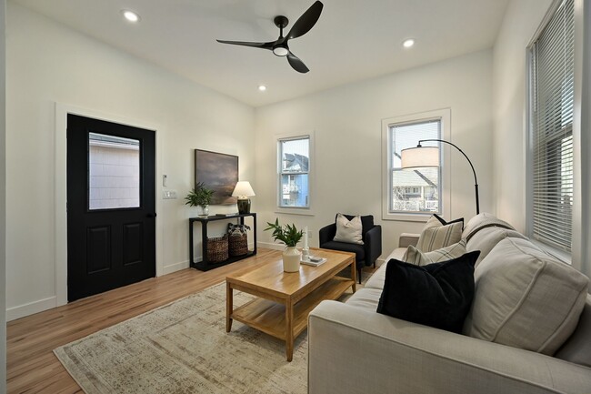 property at 2331 Belleview Ave