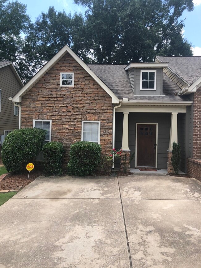 3947 River Pointe Ln, Unit 3947 in Vestavia Hills, AL - Building Photo - Building Photo