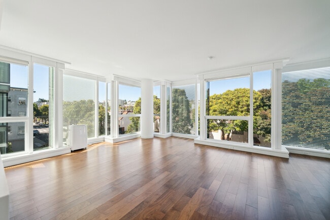 555 Fulton St, Unit 303 in San Francisco, CA - Building Photo - Building Photo