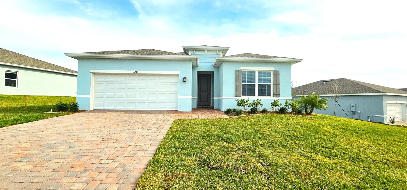 6746 Rumine Cir in Vero Beach, FL - Building Photo