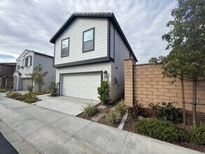 30315 Brittlebrush St in Murrieta, CA - Building Photo - Building Photo
