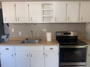 11 W Woodcrest Ave in Maple Shade, NJ - Building Photo - Building Photo