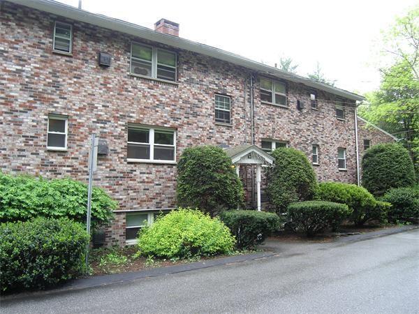 85 Hosmer St-Unit -E-1 in Acton, MA - Building Photo