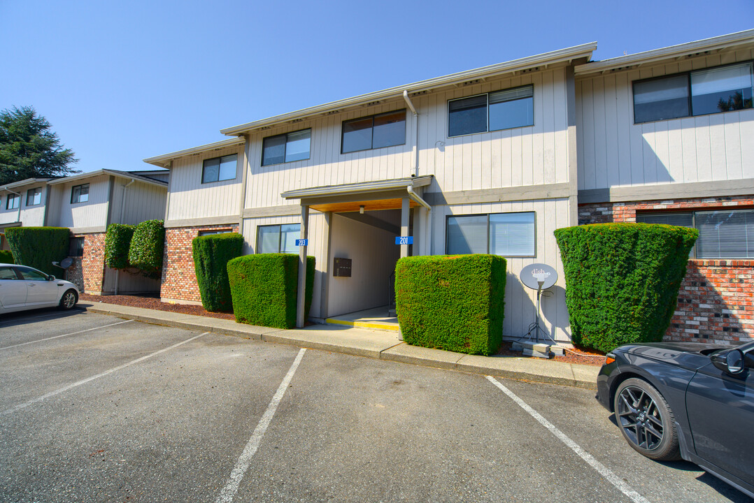 Sunset West Apartments in Burlington, WA - Foto de edificio