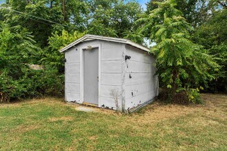 1616 E Funston St in Wichita, KS - Building Photo - Building Photo