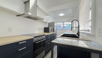 428 N Oleander Ave in Daytona Beach, FL - Building Photo