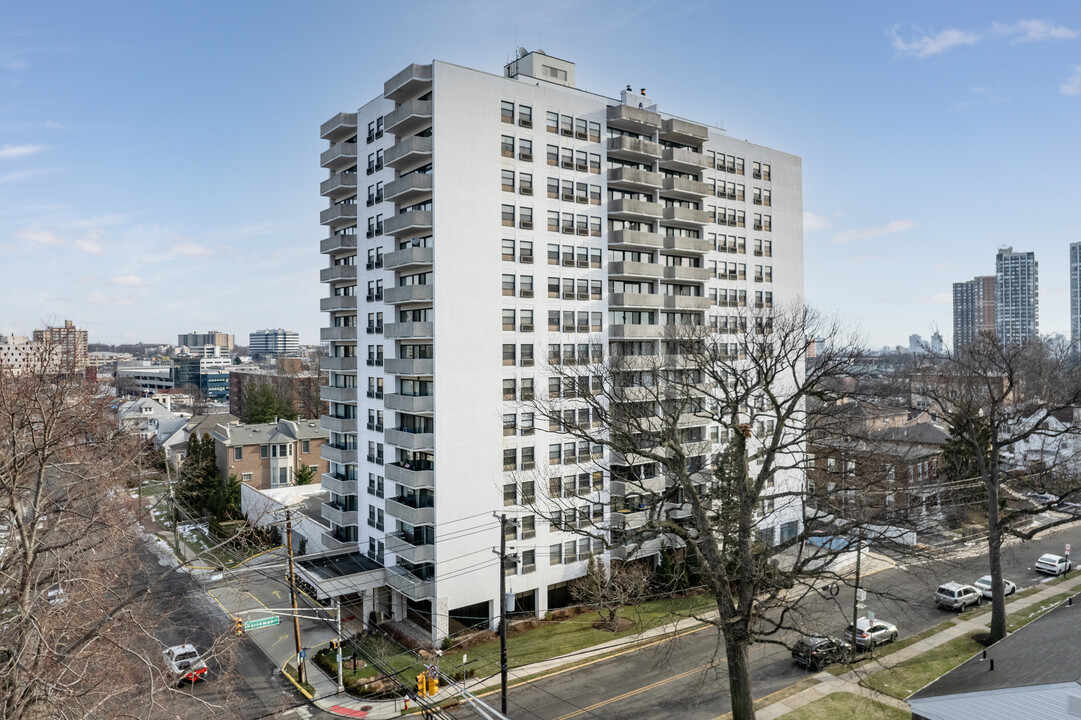 Whiteman House in Fort Lee, NJ - Foto de edificio