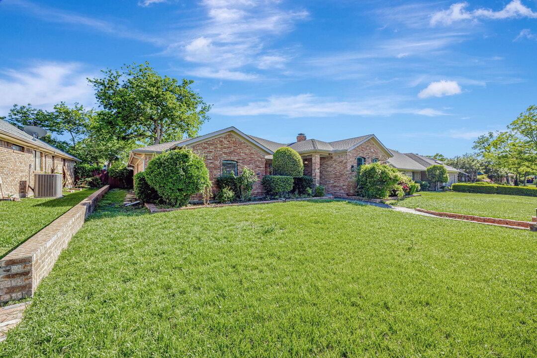 4624 Versailles Ln in Plano, TX - Building Photo