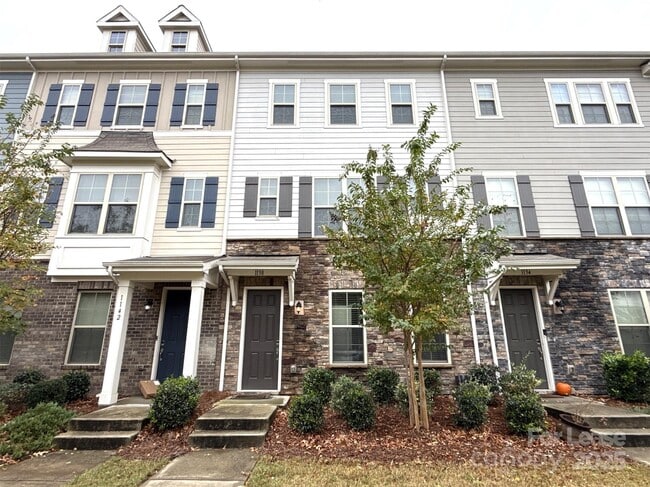 property at 1138 Doveridge St