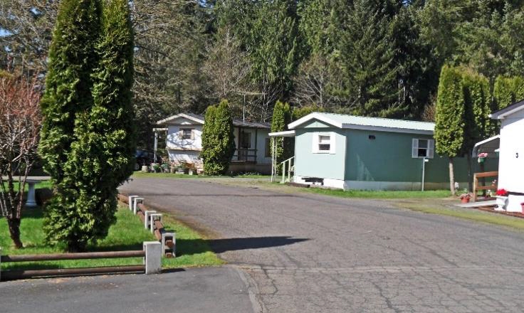 Fern View  Mobile Home Parks in Rainier, OR - Foto de edificio