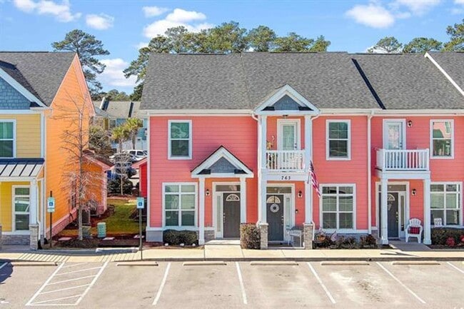 property at 763 Moen Pl