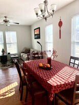 4325 Candace Ln in Williamsburg, VA - Building Photo