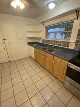 2315 15TH AVE, Unit #2 in Vero Beach, FL - Building Photo - Building Photo