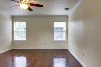 1713 Cullen Ave in Austin, TX - Building Photo - Building Photo