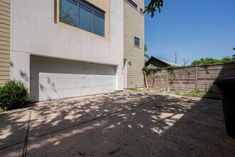 5012 Cornish St in Houston, TX - Building Photo - Building Photo