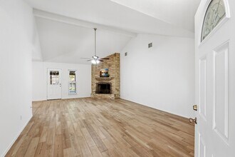 29038 Deadwood Ln in Shenandoah, TX - Foto de edificio - Building Photo