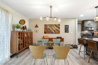 2635 SE 18th Pl in Cape Coral, FL - Building Photo - Building Photo