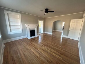 3430 Rosewood Dr in Columbia, SC - Building Photo - Building Photo