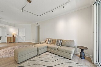 100 Central Ave in Sarasota, FL - Building Photo - Building Photo