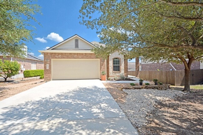 property at 1933 Eastern FinchLFO