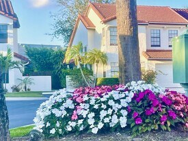 13491 Fountain View Blvd in Wellington, FL - Building Photo