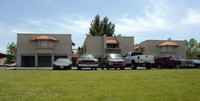 Apple Tree Apartments in Apple Valley, CA - Foto de edificio - Building Photo