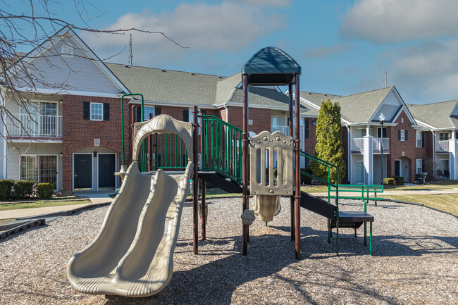 Creekside Park in Macomb, IL - Foto de edificio - Other