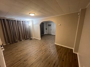 2411 Hiland St in Saginaw, MI - Building Photo - Building Photo