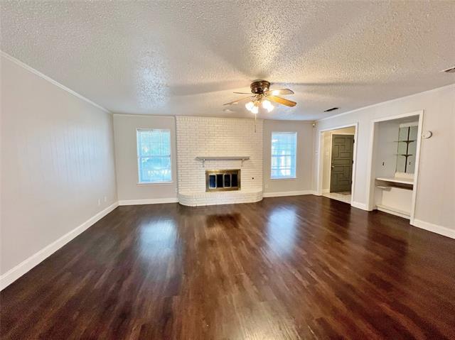 1915 Wendy St in Irving, TX - Building Photo - Building Photo