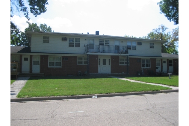 Rutgers Apartments in Green Bay, WI - Building Photo