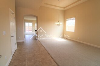 2118 Buljan Ct in Folsom, CA - Foto de edificio - Building Photo
