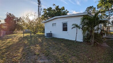 3108 Whiting Ln in Port Charlotte, FL - Building Photo - Building Photo