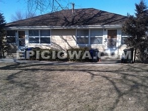 2912 Johnson Ave NW in Cedar Rapids, IA - Building Photo - Building Photo