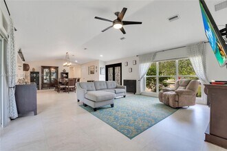 15300 SW 164th St in Miami, FL - Building Photo - Building Photo