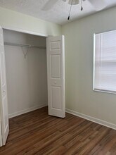 8622 Brackenwood Dr in Orlando, FL - Foto de edificio - Building Photo