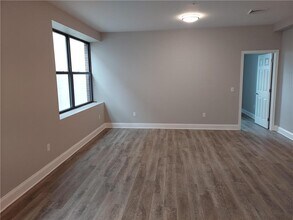 134 E Broad St-Unit -101 and B6 in Bethlehem, PA - Building Photo - Building Photo